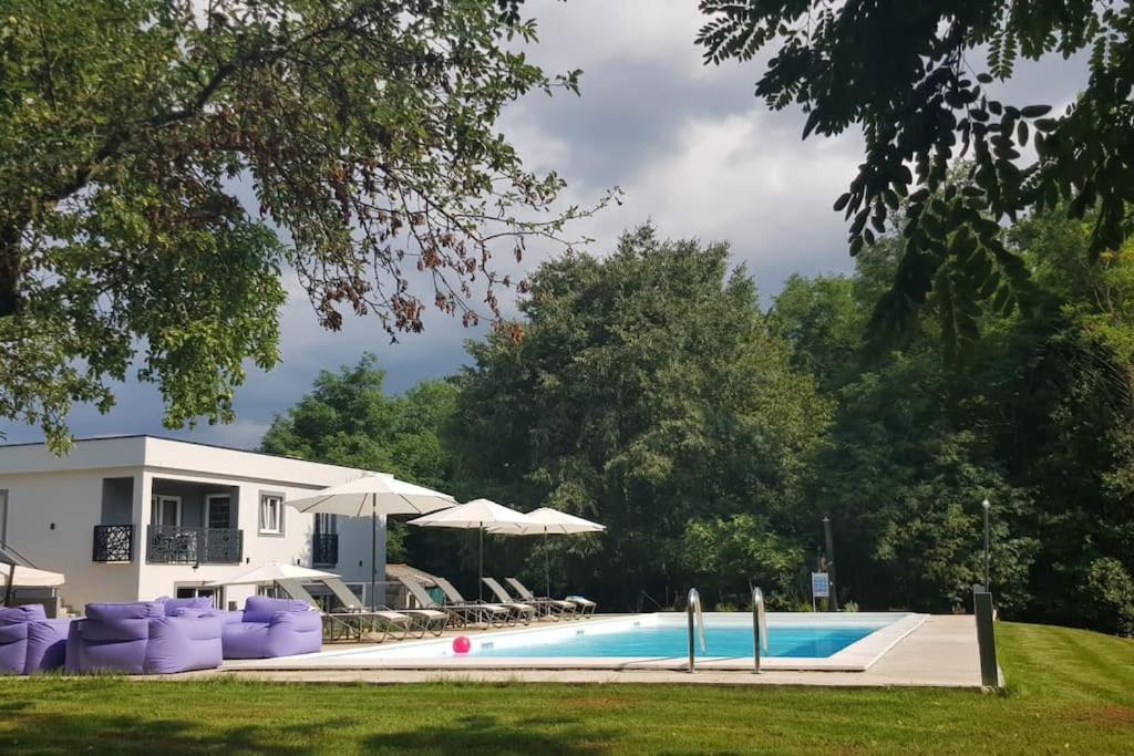 Luxury Villa Cetiri Hrasta Pican Luaran gambar