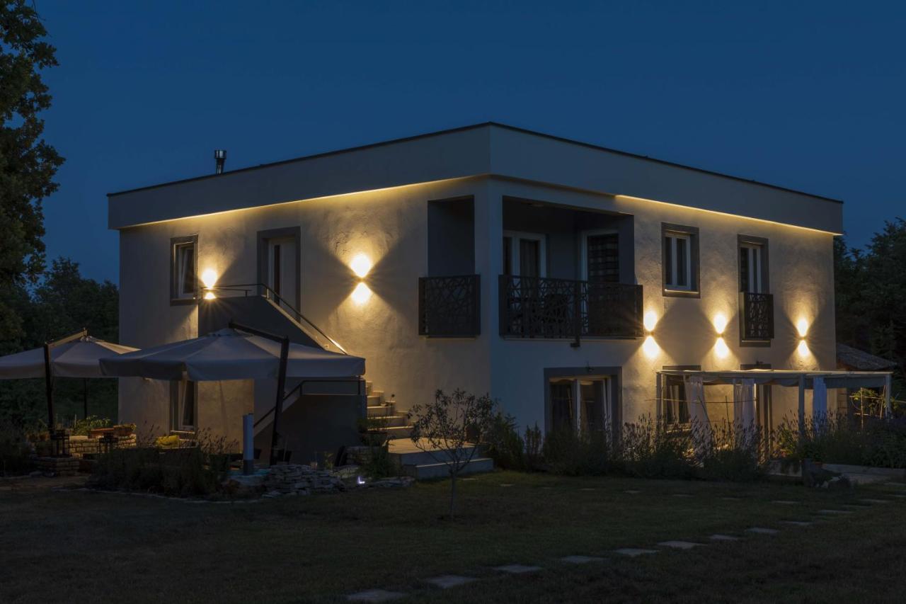 Luxury Villa Cetiri Hrasta Pican Luaran gambar
